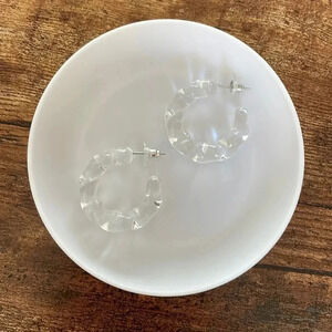 ❤️ NEW 2/$20 or 3/$25 Statement Clear Twist Oversize Acrylic Cuff Earrings